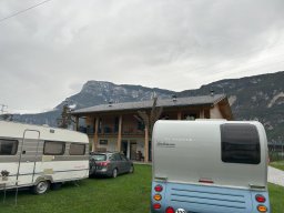 Terre d´Adige - CamperStop e Bed&amp;Breakfast Navis